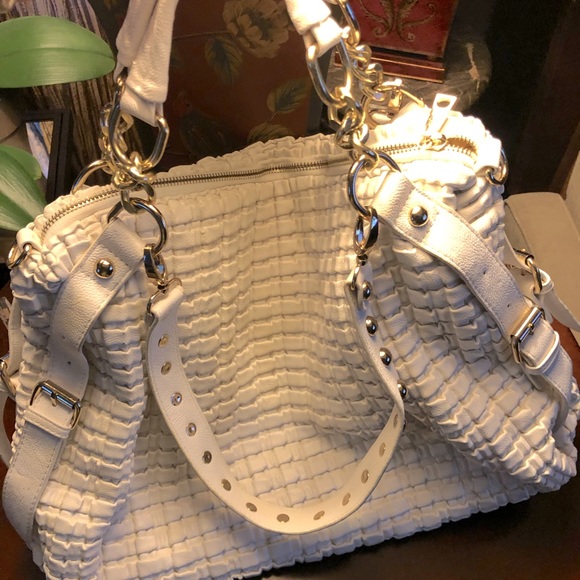 ❤️SOLD❤️White Faux Leather Bag - Picture 4 of 4